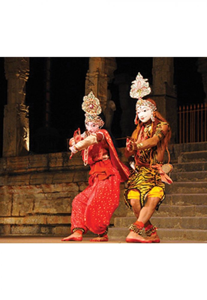 DANÇA SERAIKELLA CHHAU | MUSEU DO ORIENTE