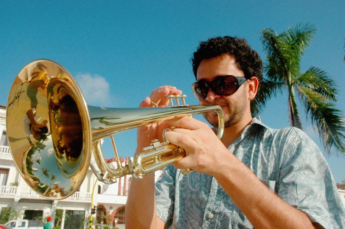 Os domingos tranquilos e de boa música continuam ali para os lados de Santa Apolónia no Ferroviário