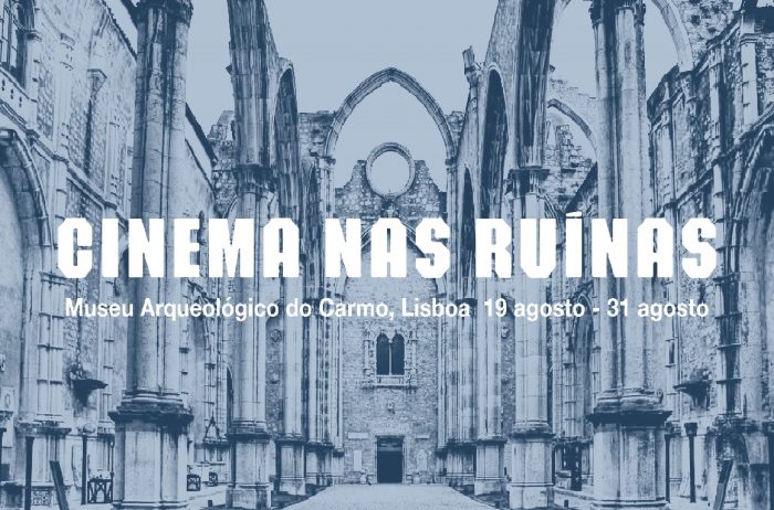 Cinema nas Ruínas do Convento do Carmo, é o que vai poder ver, de 19 a 31 de agosto, às 21h30, pois as emblemáticas ruínas, transformam-se na mais sugestiva sala de cinema de Lisboa e, por entre as colunas, exibe-se cinema sobre arte e grandes clássicos do cinema italiano.