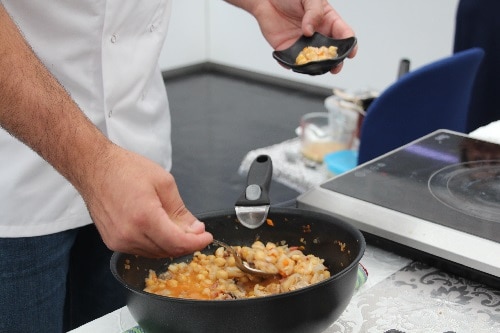 O Festival Gastronomia de Bordo regressa ao Município de Ílhavo entre os dias 8 e 17 de Novembro, levando consigo uma ementa repleta de sabores (e saberes) ancorados na cozinha tradicional e bacalhoeira.