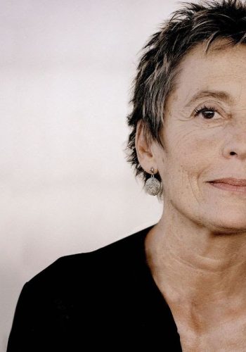 O recital de Maria João Pires, previsto para o dia 21 de março às 19:00, terá um novo programa e um convidado especial – o Coro Infanto-Juvenil da Universidade de Lisboa. A intercalar as duas últimas Sonatas para Piano de Beethoven, a pianista portuguesa partilhará o palco com um dos mais premiados coros juvenis em Portugal para interpretar obras de Schubert, Mendelssohn e Arvo Pärt.